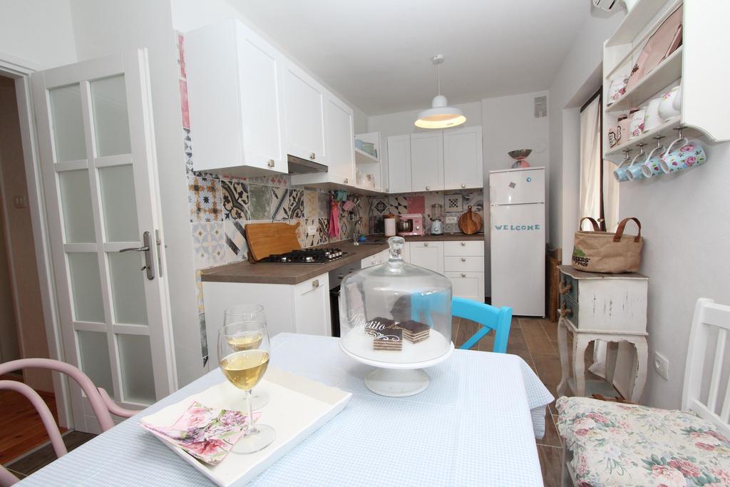 Apartments Apollonio Rovinj Buitenkant foto